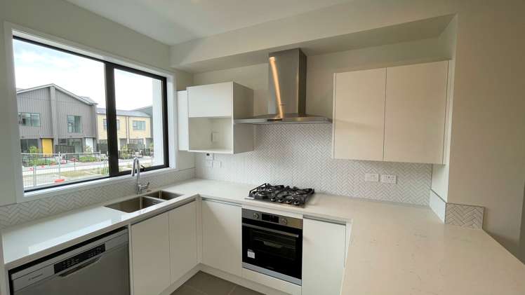 78 Manarini Road Westgate_14