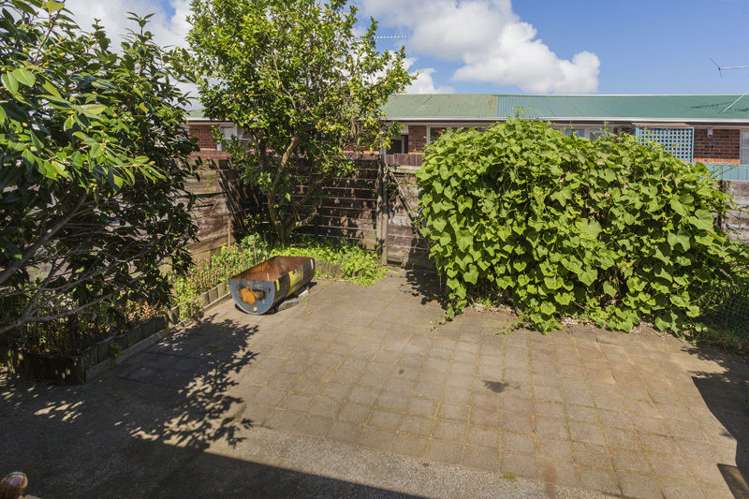 2/48 Ferndale Road Mount Wellington_4