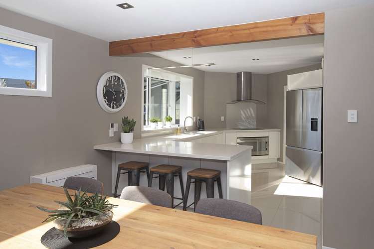 481 Avonhead Road Avonhead_2