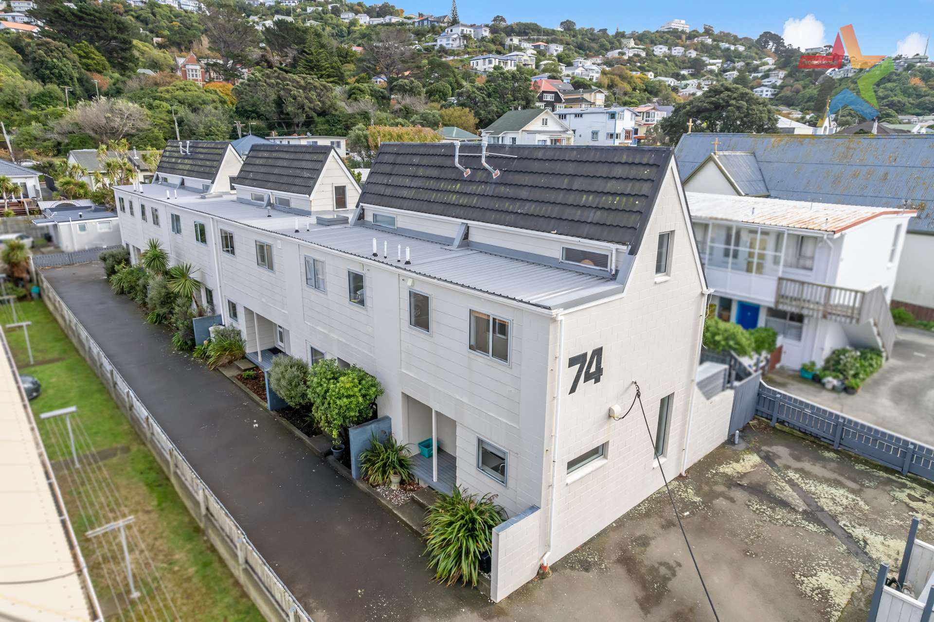 4/74 Freyberg Street Lyall Bay_0