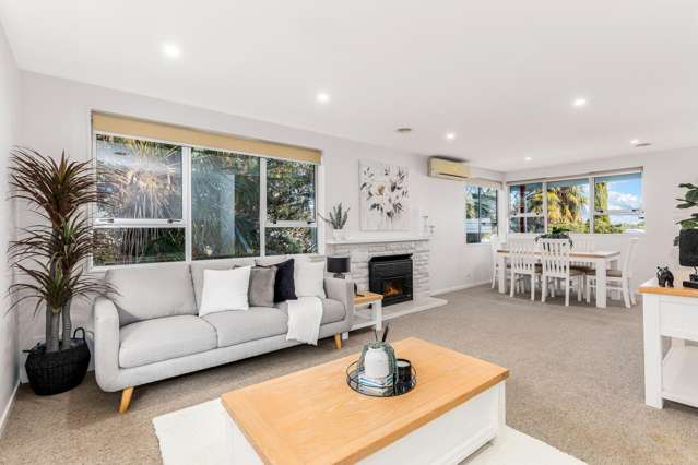 19 Hartford Crescent Totara Park_1