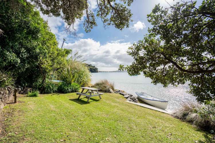 33 Eveline Street Mangawhai Heads_22