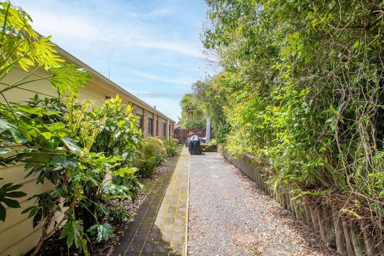 5 Marlowe Drive Leamington_11