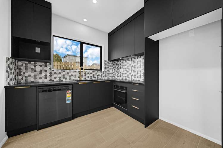 1/12 Sheralee Place_5