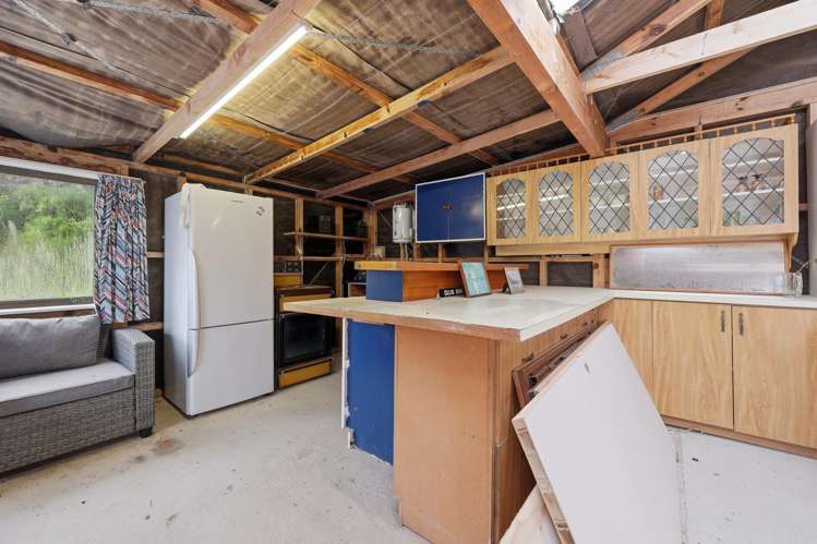 2 Boat Shed Careys Bay_11