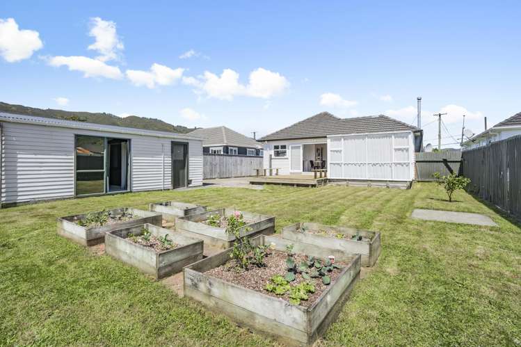 43 Norfolk Street Wainuiomata_21