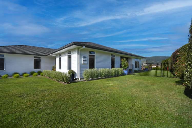 19 Montgomery Crescent Kinloch_15