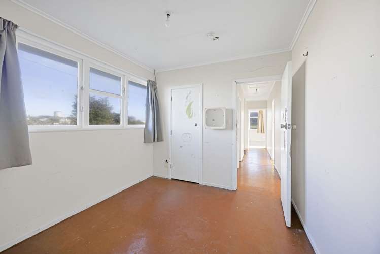 12 Edinburgh Street Patea_15