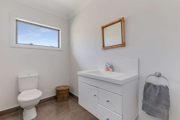 18 Mudgeways Road Massey_12