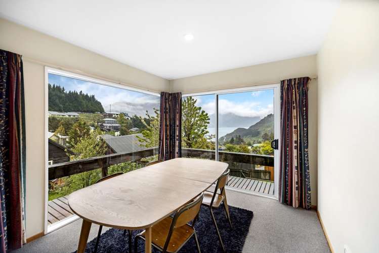 4b Dart Place Fernhill/Sunshine Bay_6
