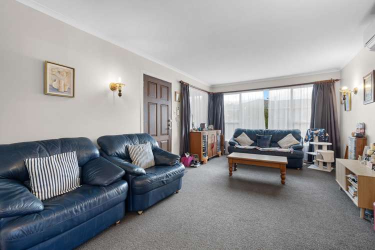 1/98A Lake Terrace Road Burwood_1