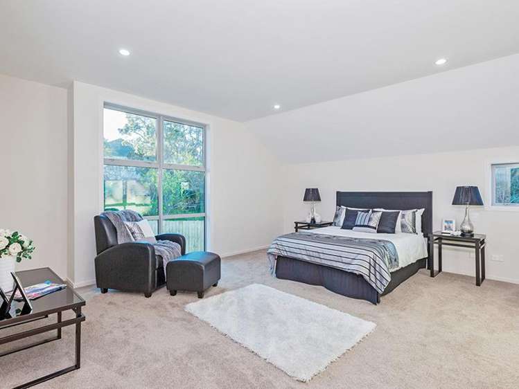 14a Colonel Barton Glade Saint Johns_11