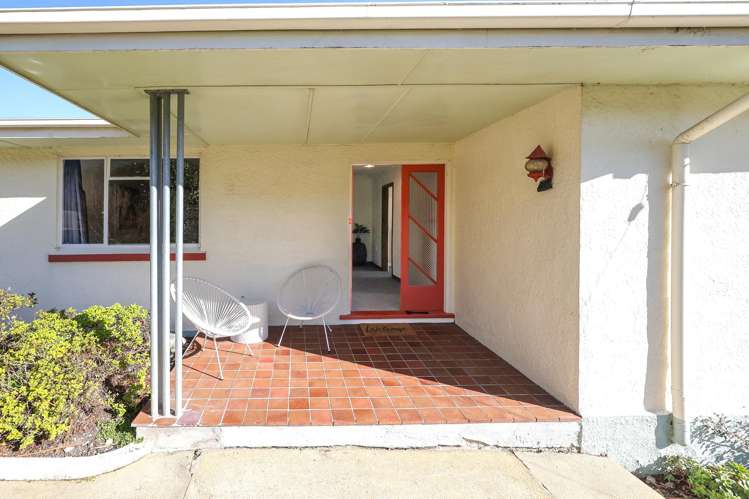 18 Chisholm Place Tainui_1