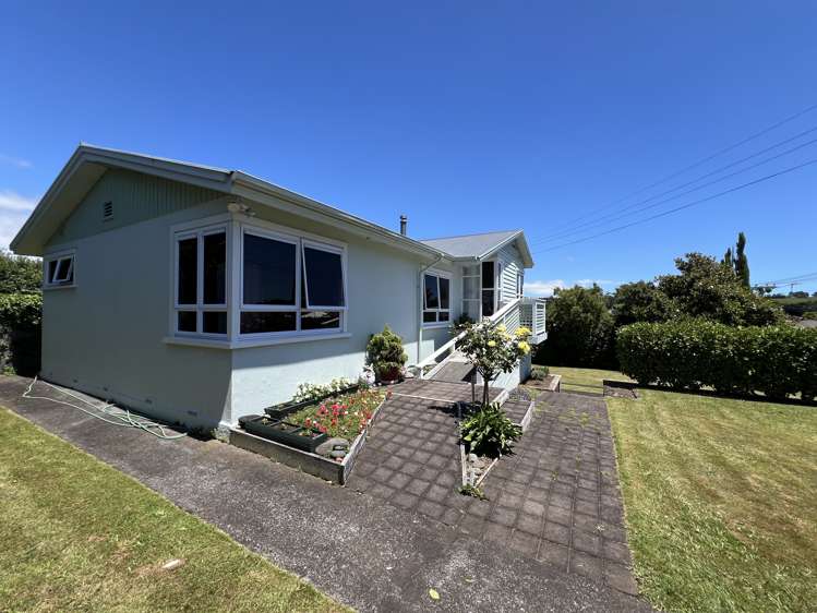 21 Brookes Terrace Waitara_6