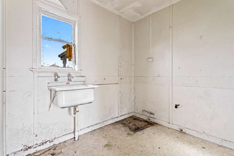 32 Clyde Street Tokoroa_10