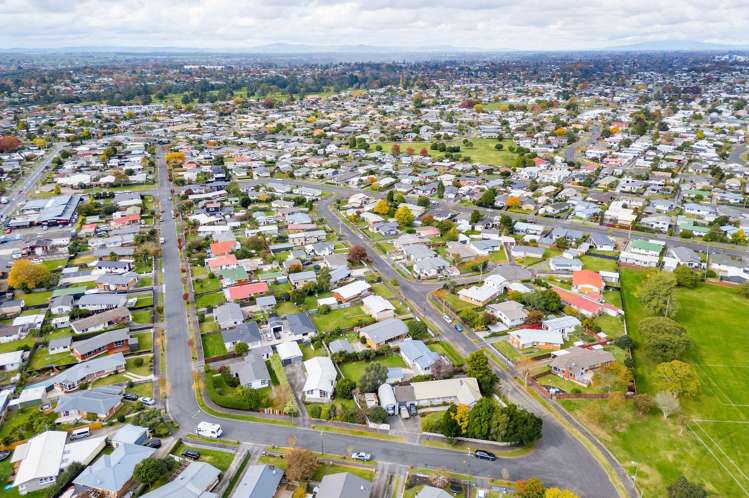 28 Larnach Street St Andrews_18