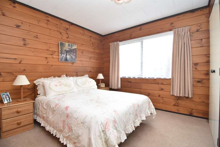 12 Deller Drive Carterton_11