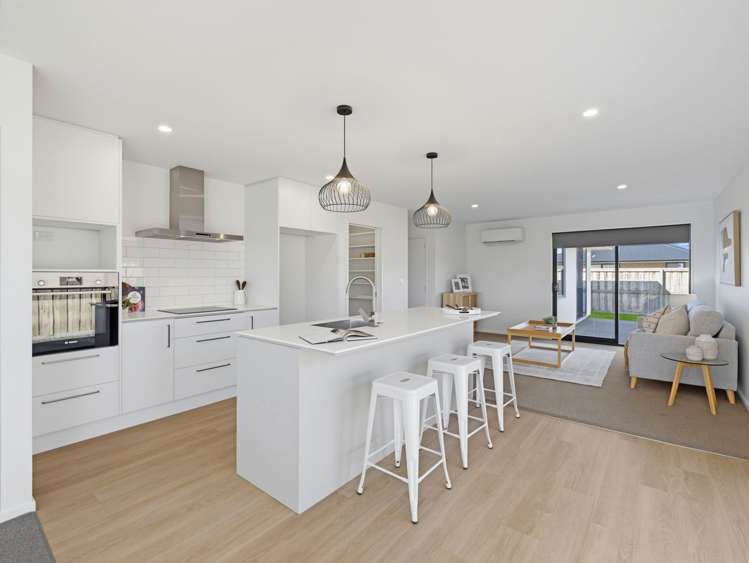 5 Nirmal Way Rolleston_1