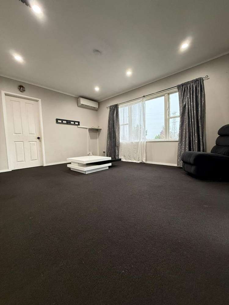 A/4 Beaubank Road Kelston_2