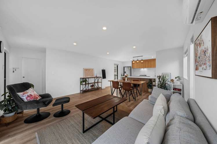 82E White Swan Road Mt Roskill_3