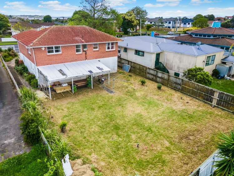 65 Hutchinsons Road Bucklands Beach_22