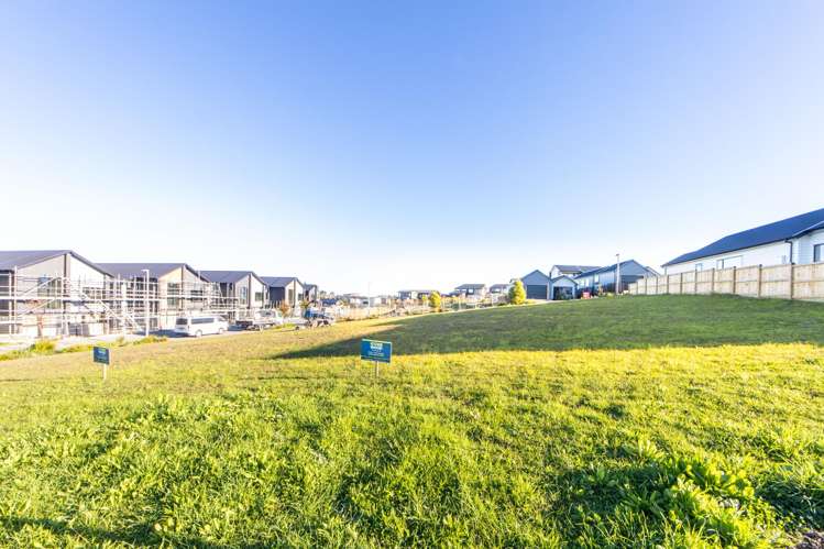5 Akau Lane Orewa_3