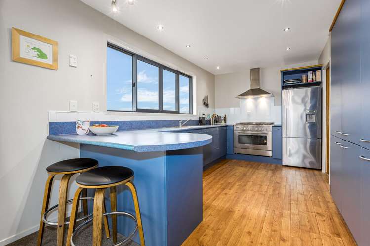 154 Kahu Road Paremata_16