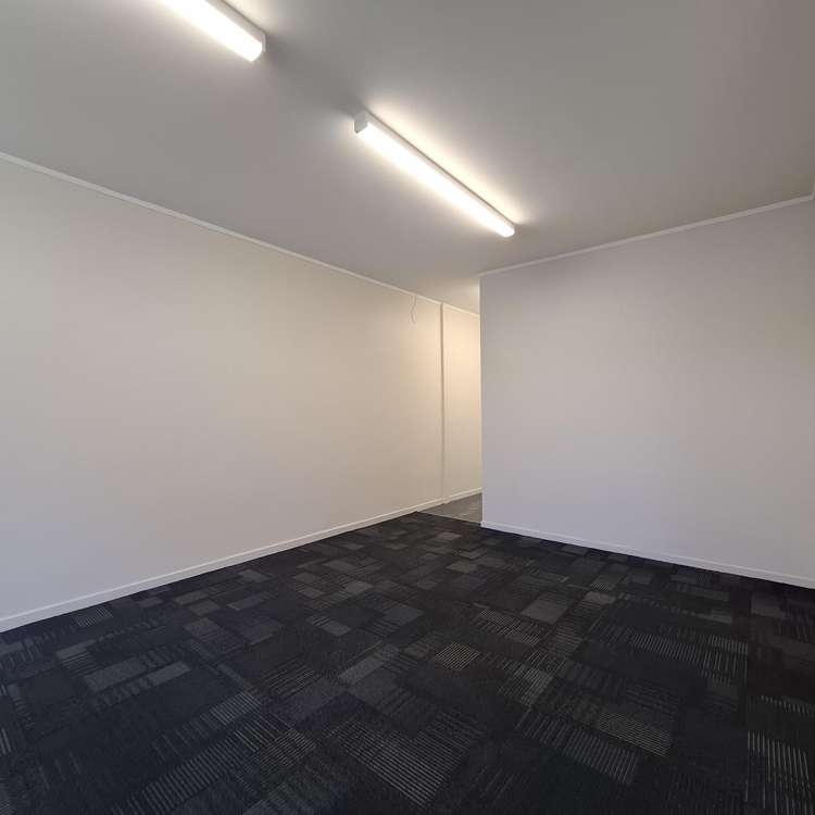 4/15 Paramount Drive Henderson_6