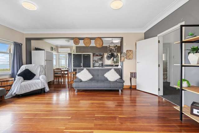 3 Pohutukawa Avenue Kaiaua_3
