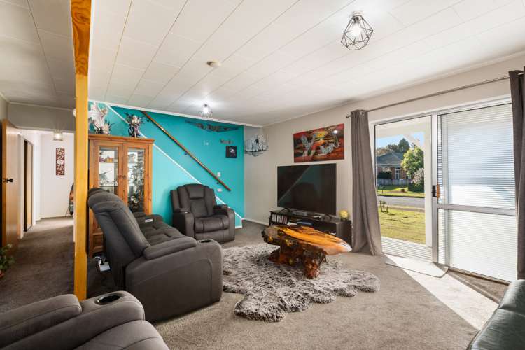 2 Marina Way Athenree_6