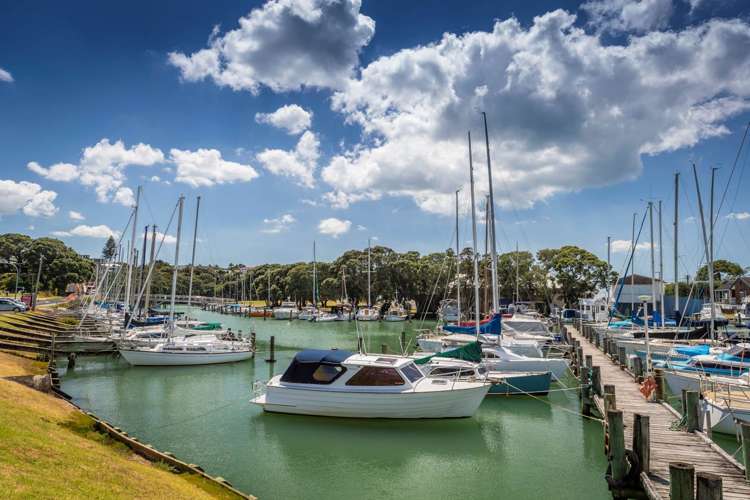 2/4 Prospect Terrace Milford_18