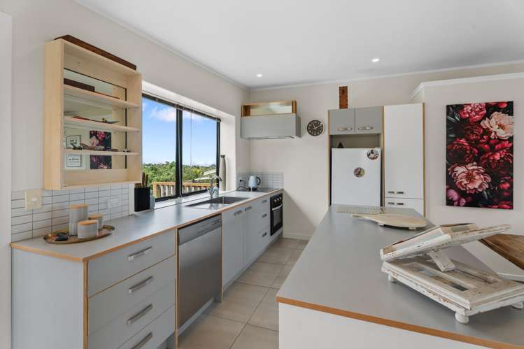 13 Hauraki Road Oneroa_17