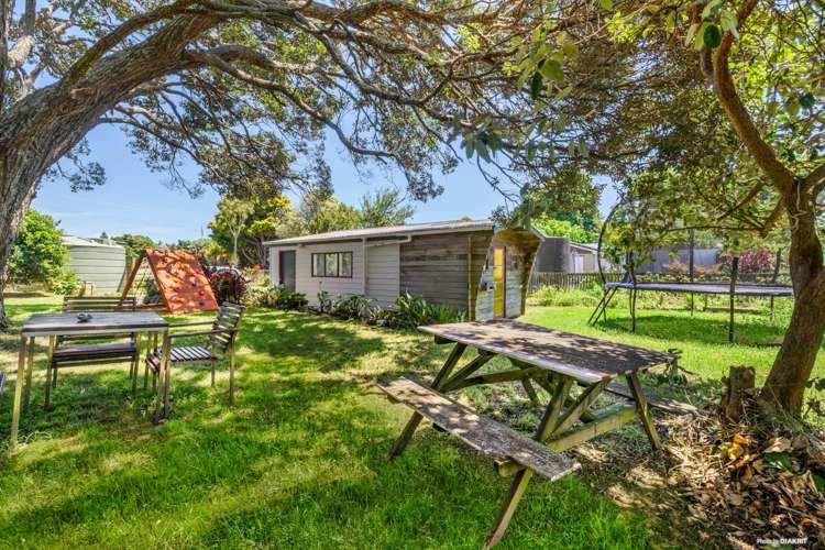 465 Clarks Beach Road Waiau Pa_14