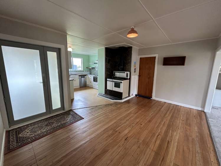 74 Main Road Hari Hari 1850_4