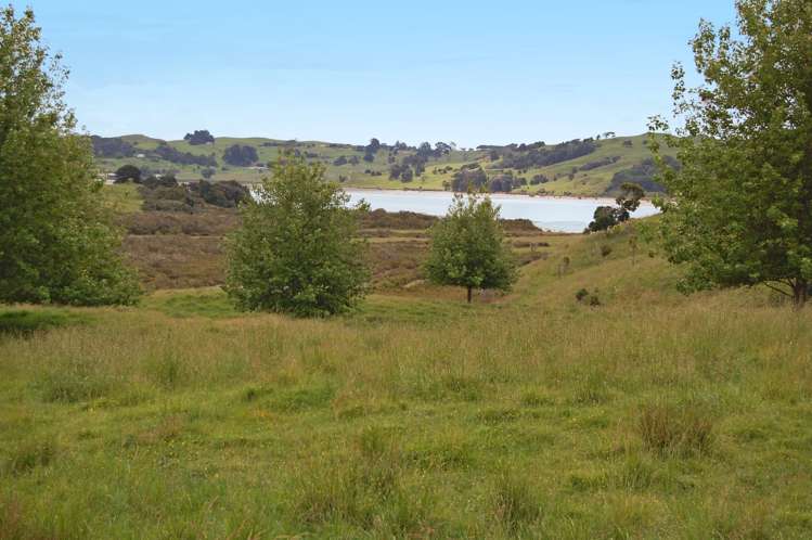 135 Phillips Road Kaiwaka_5