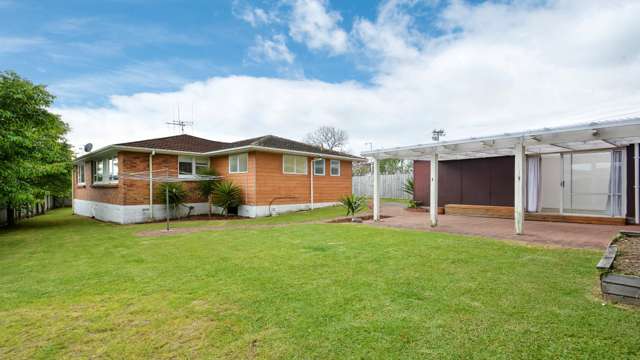 4 Matua Road Matua_1