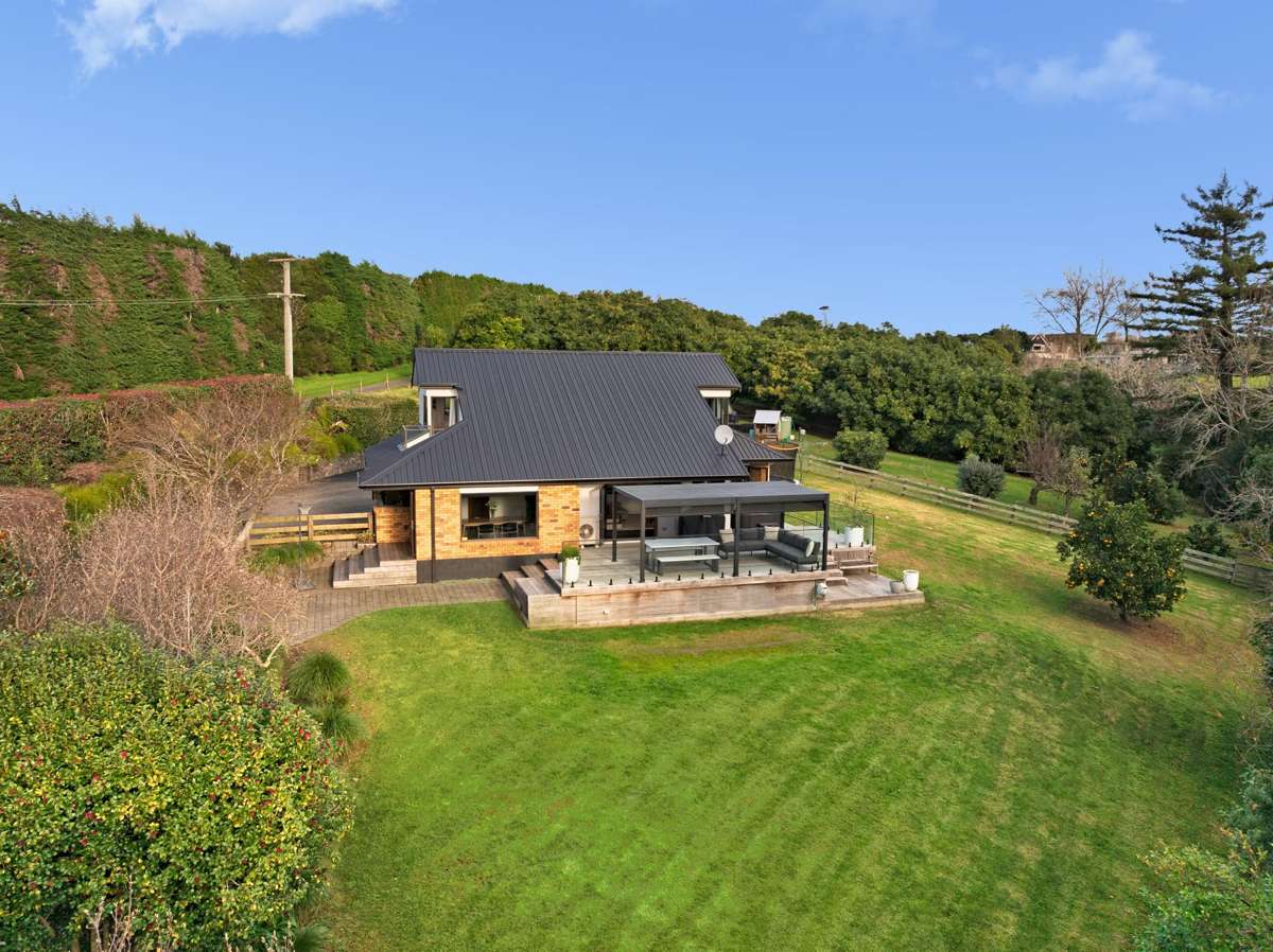 108 Lochhead Road_1