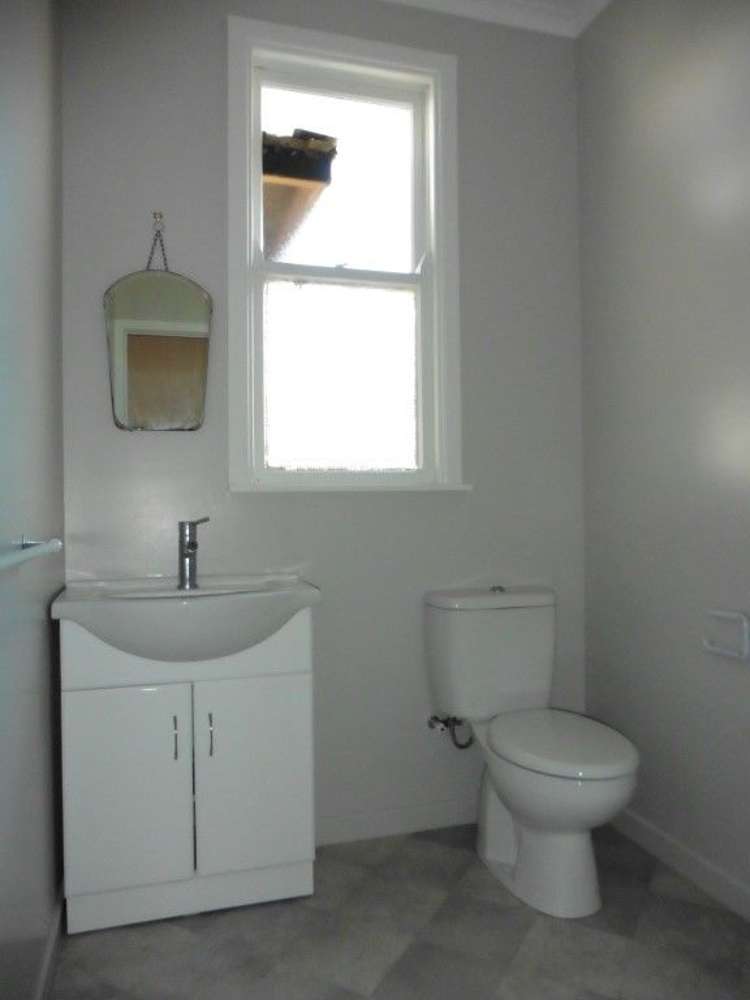 63 Avondale Road Taradale_10