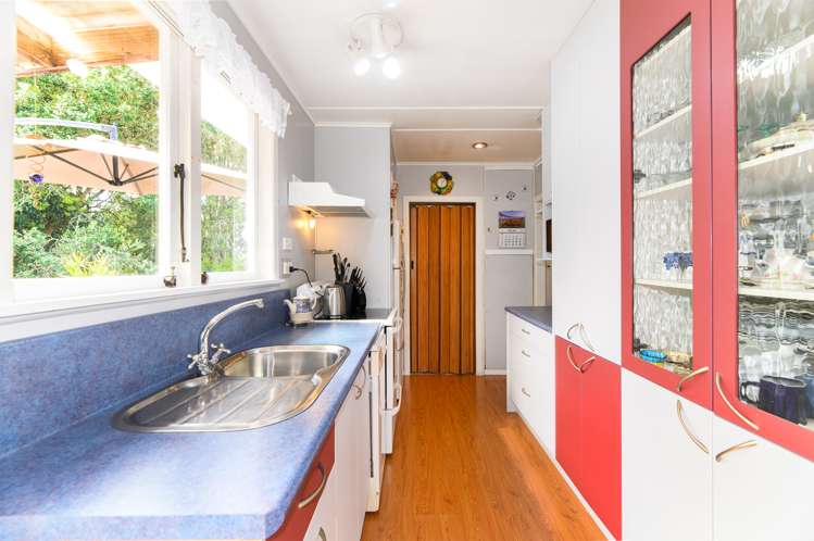 13 Waters Place New Lynn_11