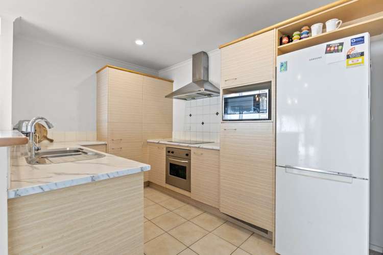 10 Ironstone Place Randwick Park_6