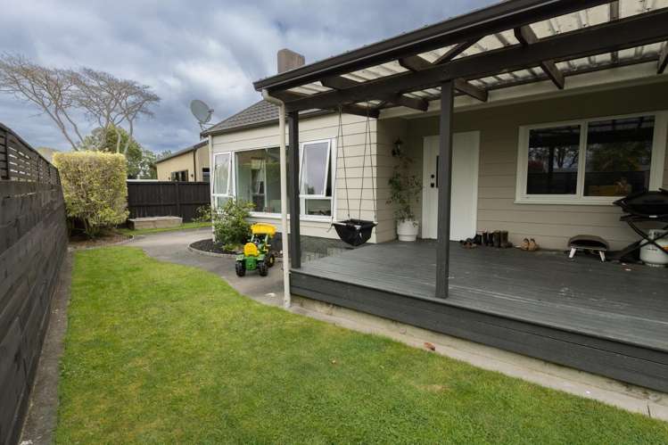 21 Kelly Road 11373_10