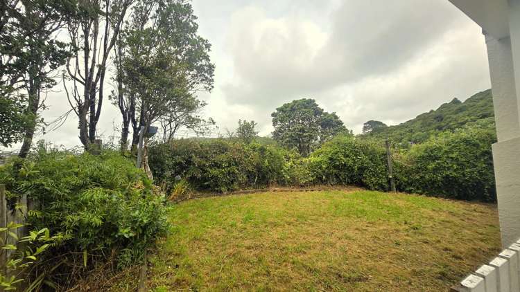  75 Chamberlain Road Karori_18