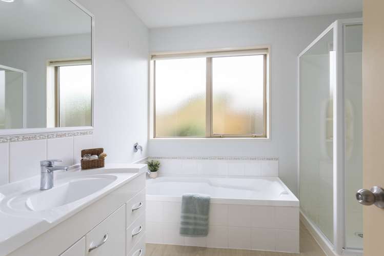 28 Awatea Gardens Wigram_14