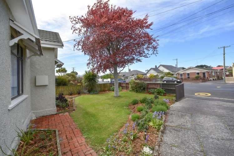 15 Coughtrey Street Saint Clair_13