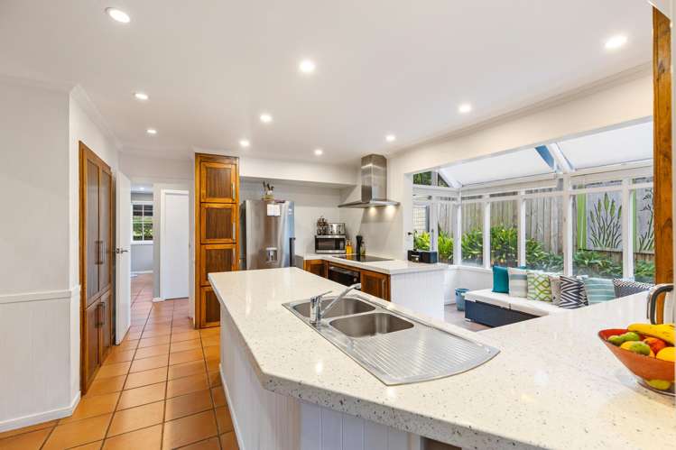 16 Awhiorangi Promenade Swanson_13