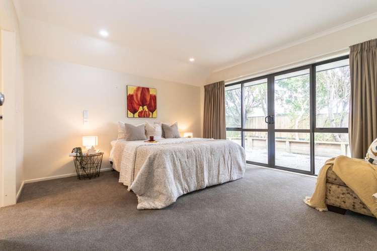 7 Lourie Way Fitzherbert_12