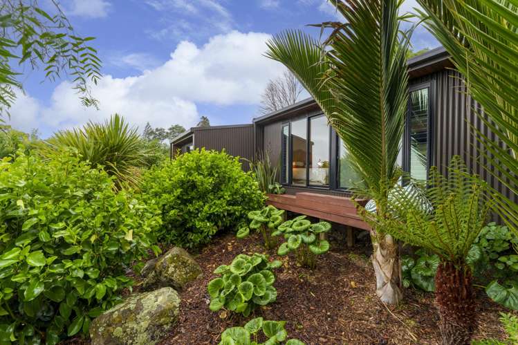 6 Merlincote Crescent Governors Bay_26