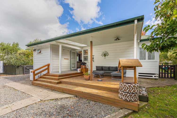 9 Collins Street Waipawa_13