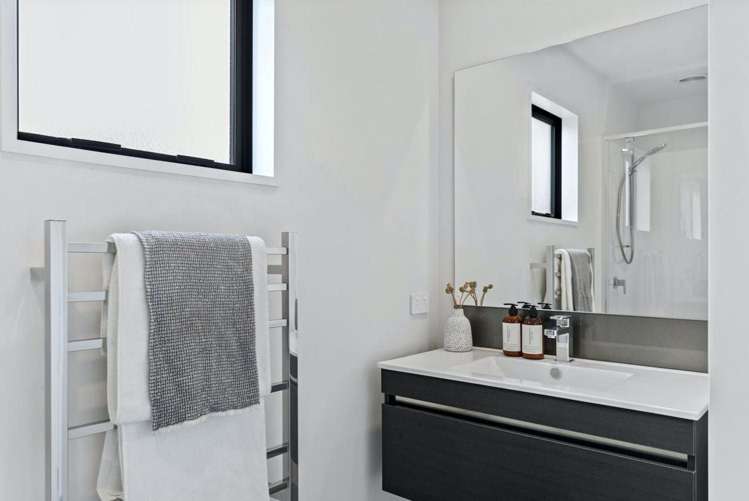 10/59 Avalon Street Richmond_7