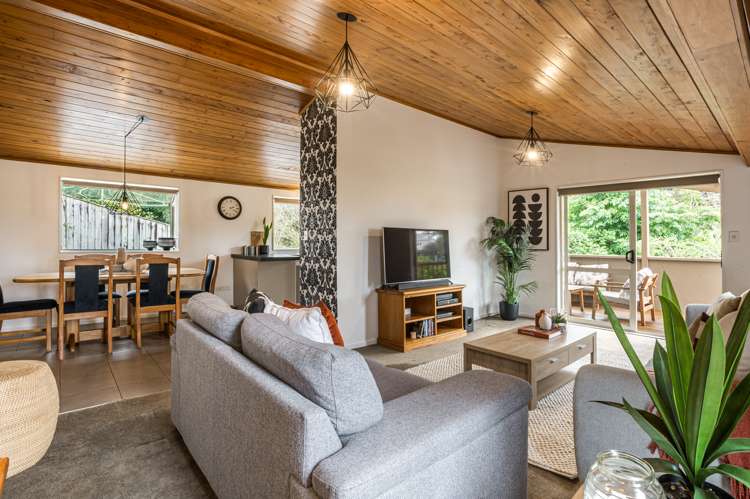 2/25a Pleasant Street Onehunga_8